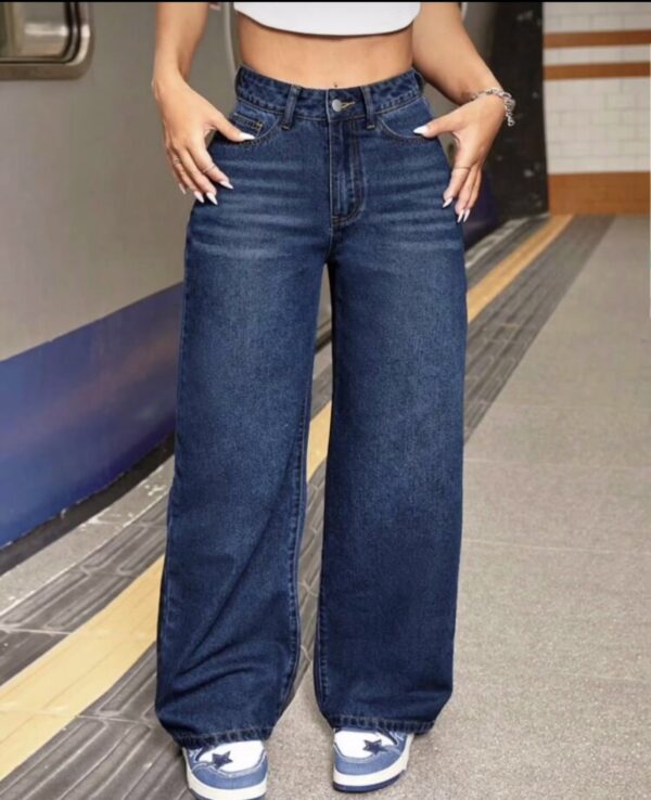 Petite pocket denim
