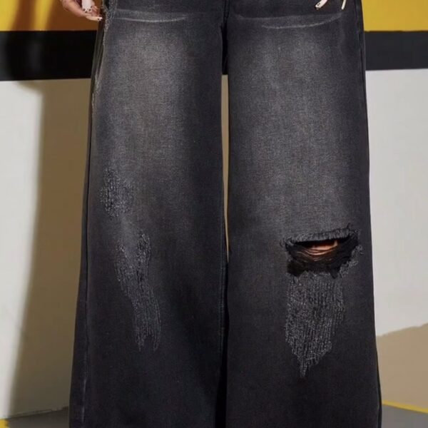 Icon street style ripped Denim